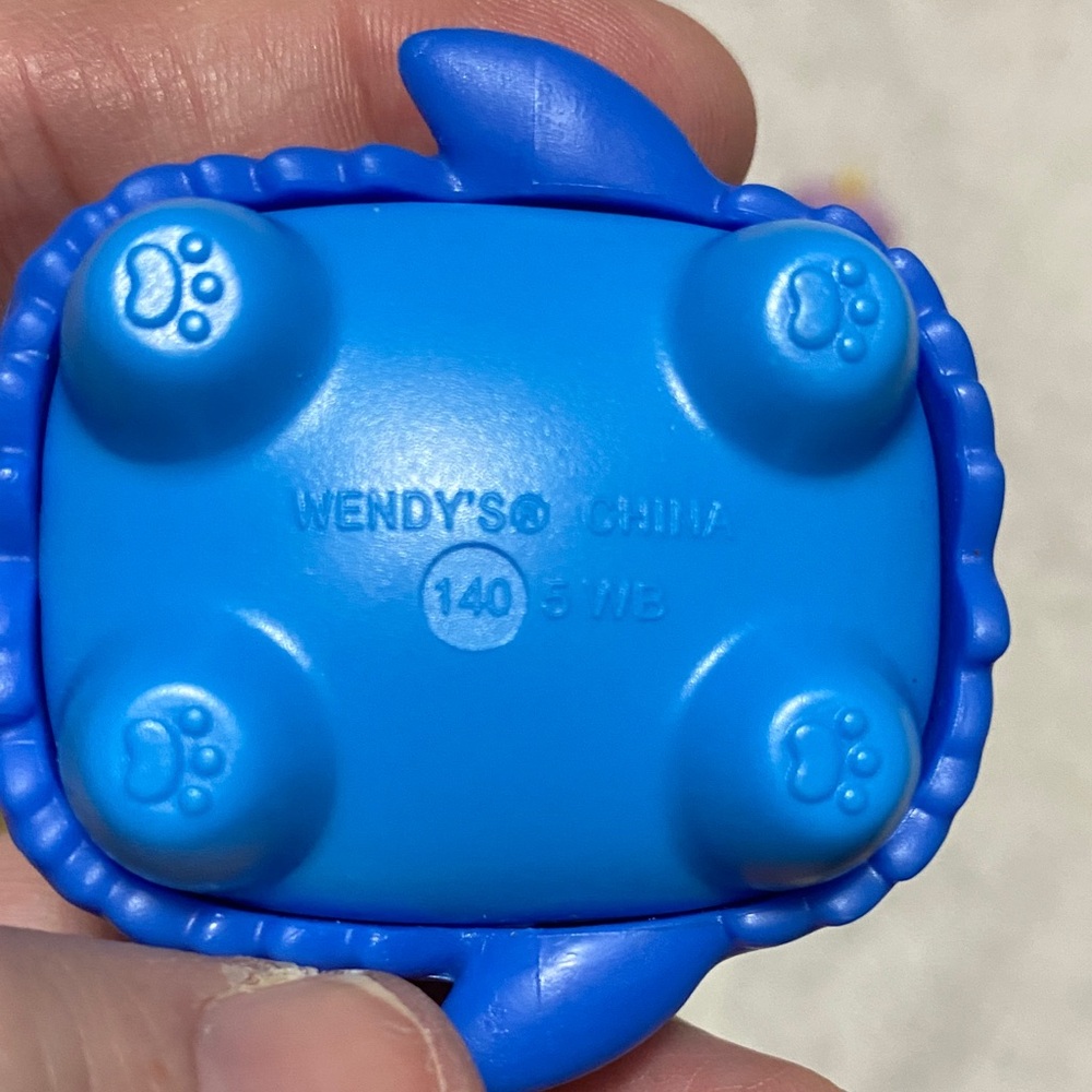 My strange pets Wendys 2025 kids meal collectibles slime cat & shark dog - Picture 2 of 16